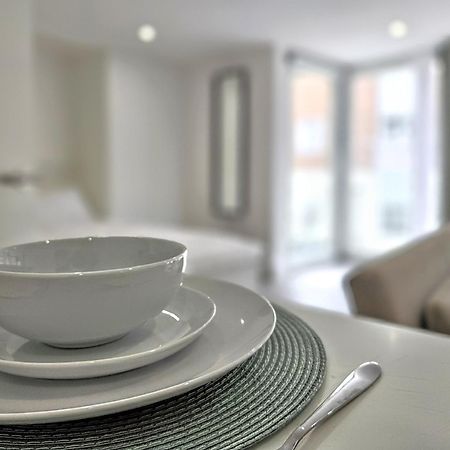 לונדון City Waterside, Old Street, Angel, Entire Private Apartment מראה חיצוני תמונה