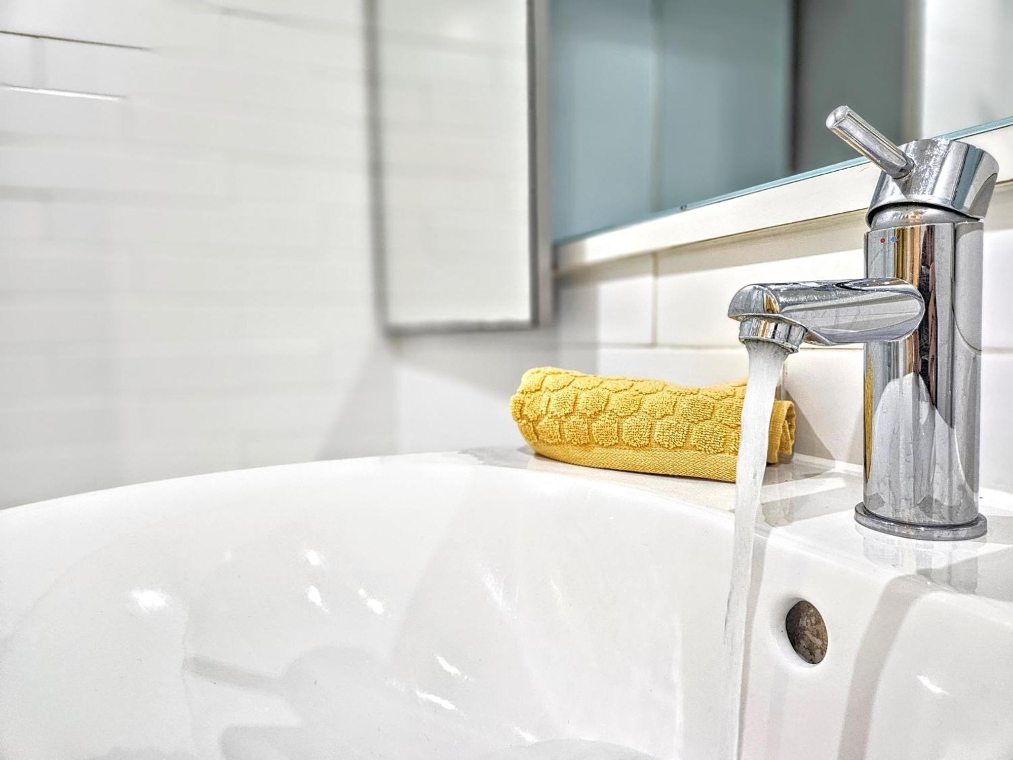 לונדון City Waterside, Old Street, Angel, Entire Private Apartment מראה חיצוני תמונה