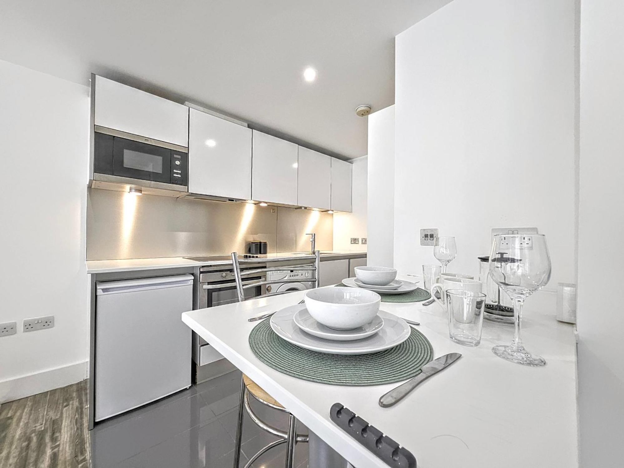 לונדון City Waterside, Old Street, Angel, Entire Private Apartment מראה חיצוני תמונה